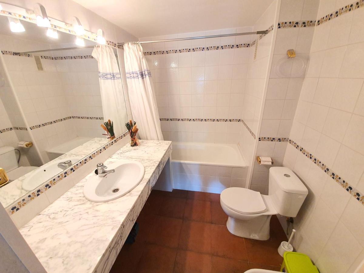 Apartamento Royal Marine Deluxe 罗萨斯 外观 照片