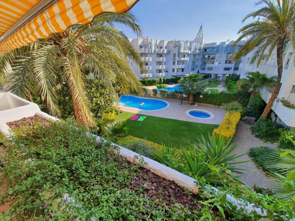 Apartamento Royal Marine Deluxe 罗萨斯 外观 照片