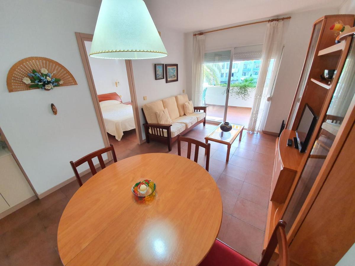 Apartamento Royal Marine Deluxe 罗萨斯 外观 照片