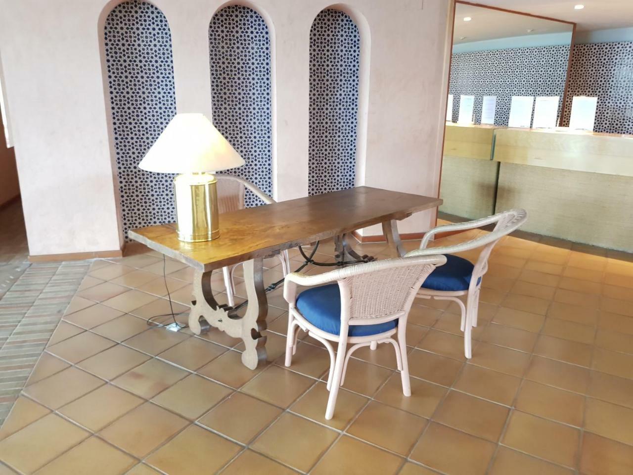 Apartamento Royal Marine Deluxe 罗萨斯 外观 照片